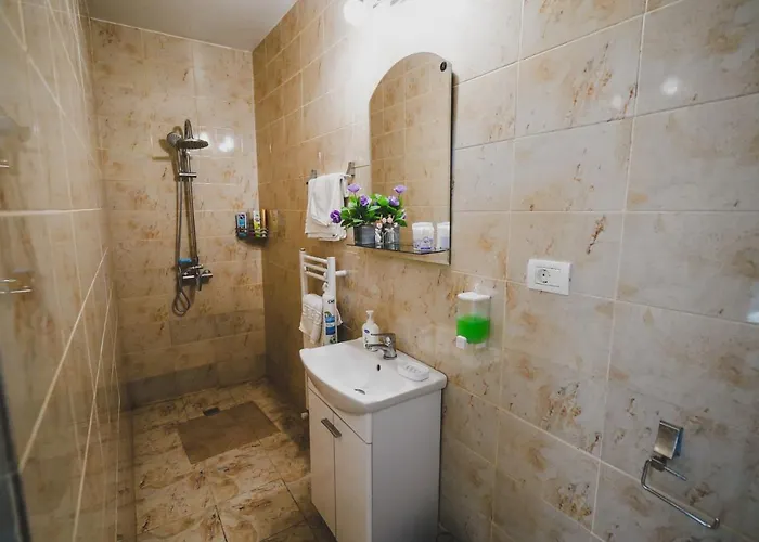 Hotell Pensiunea Dolce *