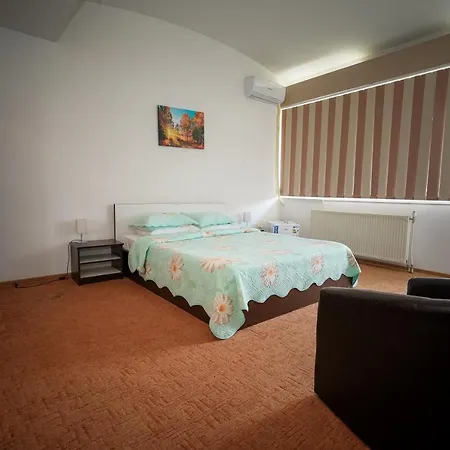Hotell Pensiunea Dolce